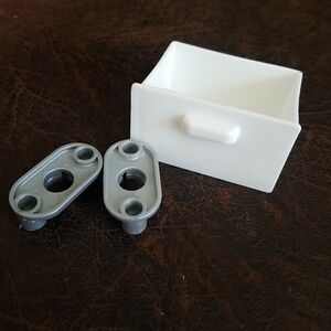 B31-Closet Drawer And 2 Fittings Mattel Barbie Dream House Dollhouse Replacement